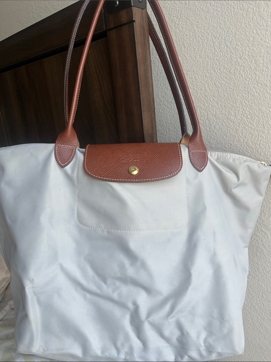 Longchamp Handbags - Longchamp Le Pliage Large light gray Tote with Brown Handles